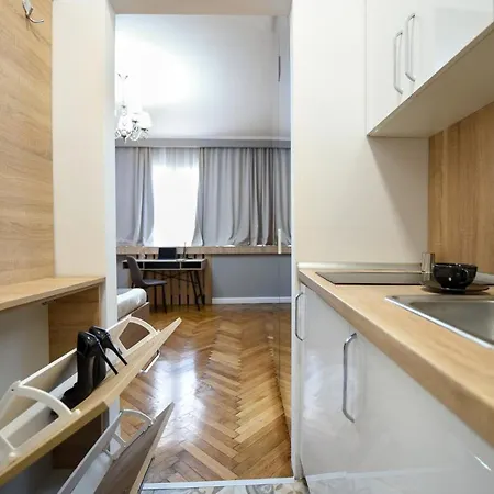 Downtown Comfort: Minimalist Studio On Magheru Boulevard